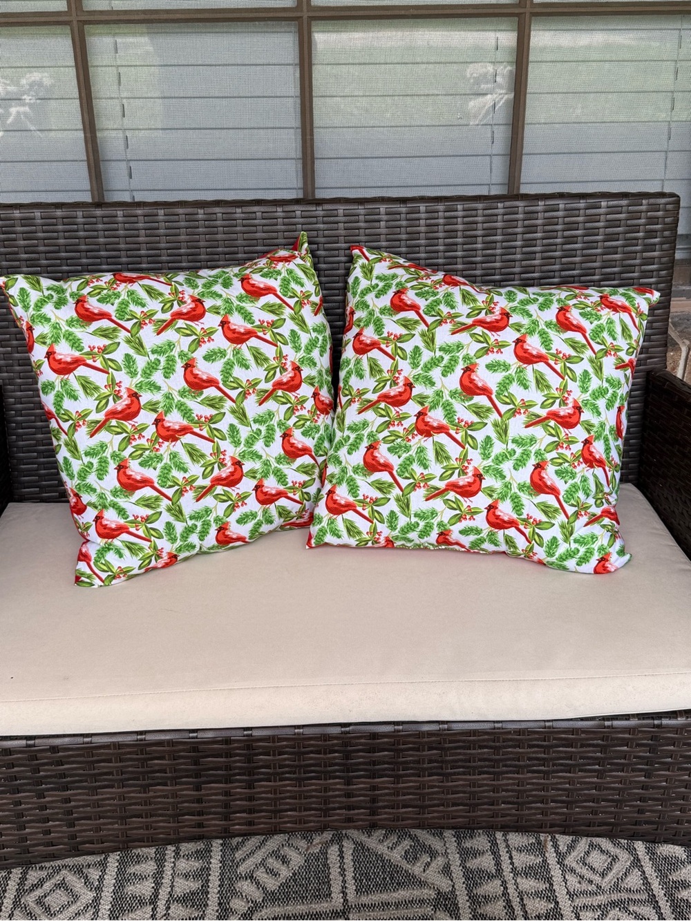 Red Cardinal Pattern Throw Pillow Covers - Home Holiday